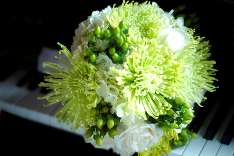 Bridal bouquet white hydrangea green spider mums green hypericum coffee 