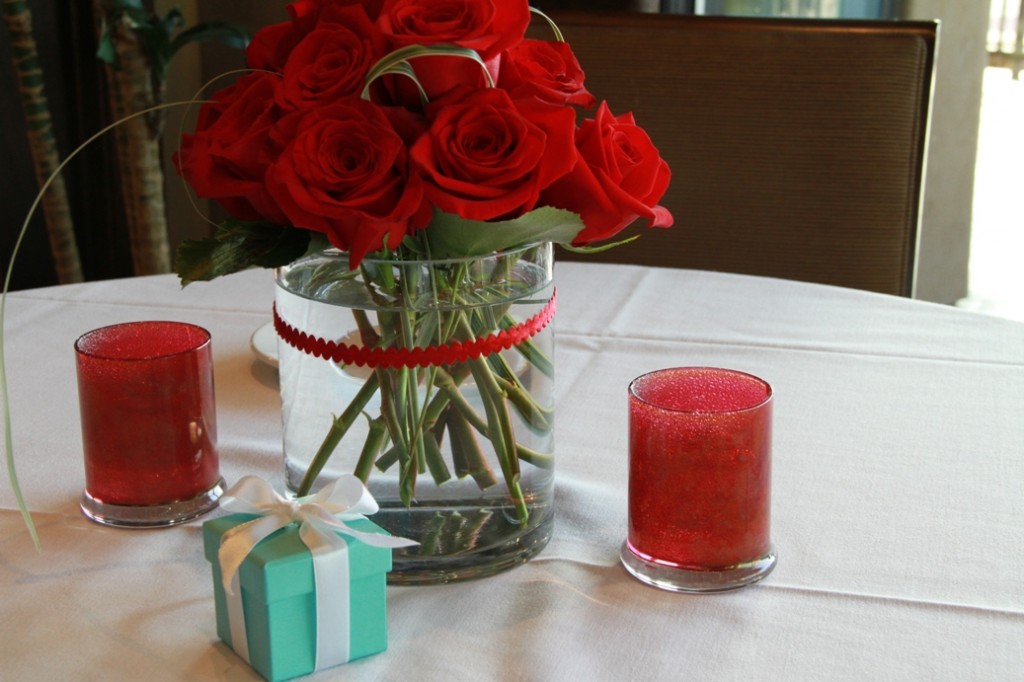 red roses arrangement for the marriage proposal
